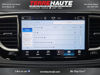 2026 Chrysler Pacifica Select