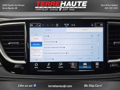 2026 Chrysler Pacifica Select