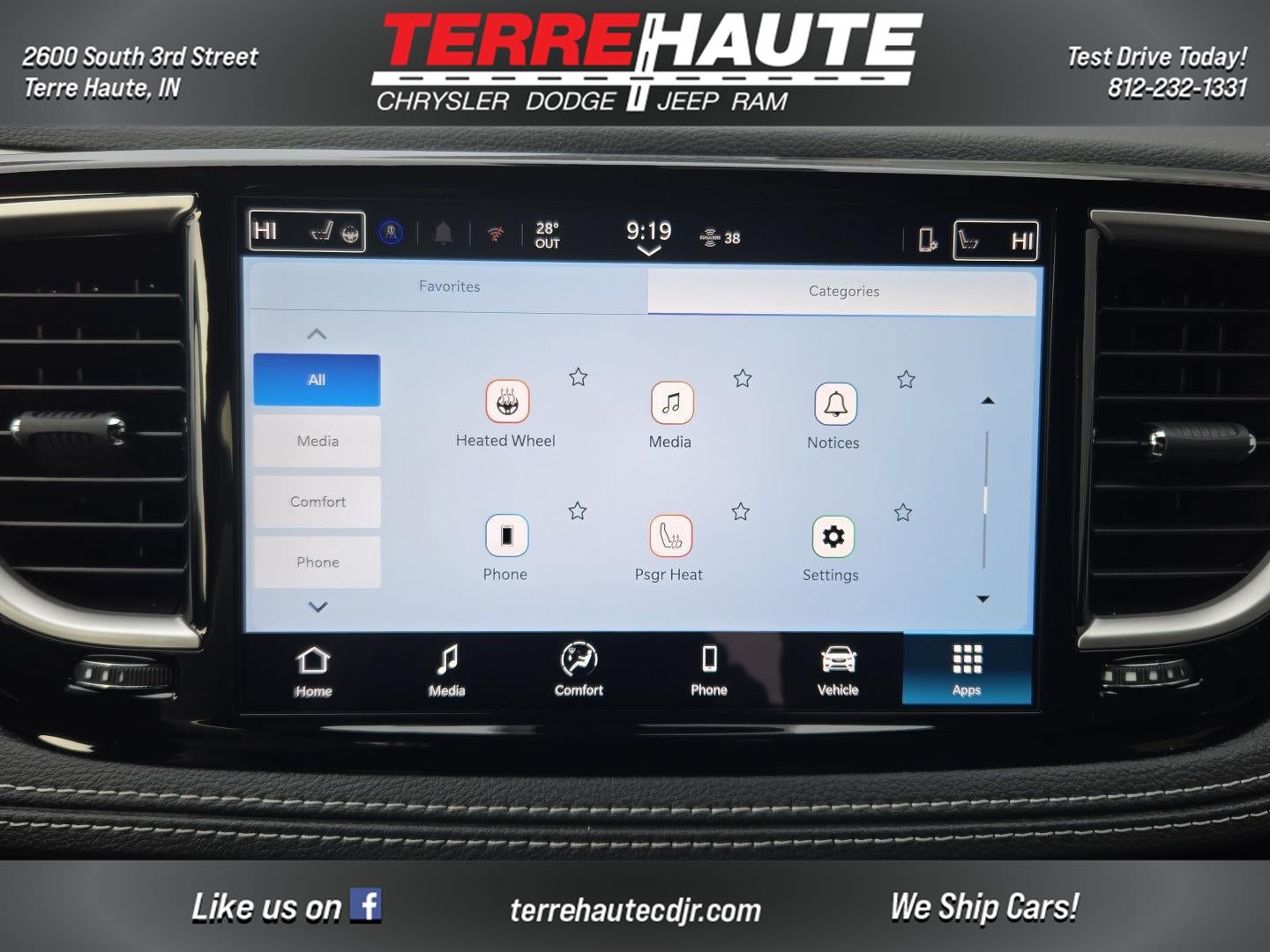 2026 Chrysler Pacifica Select