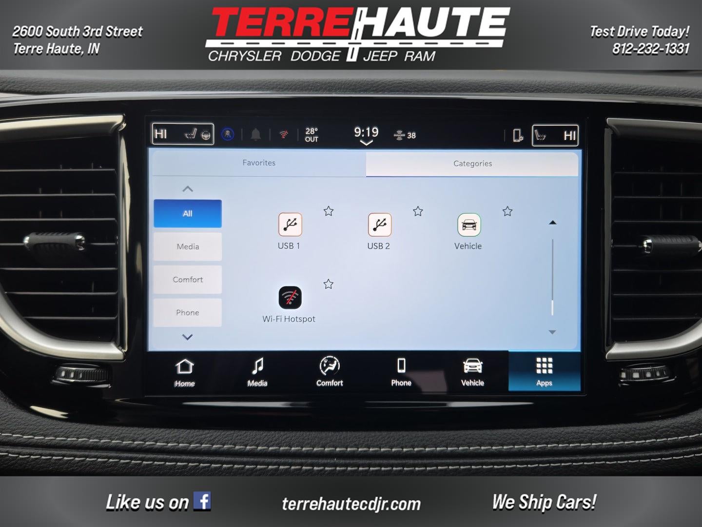 2026 Chrysler Pacifica Select