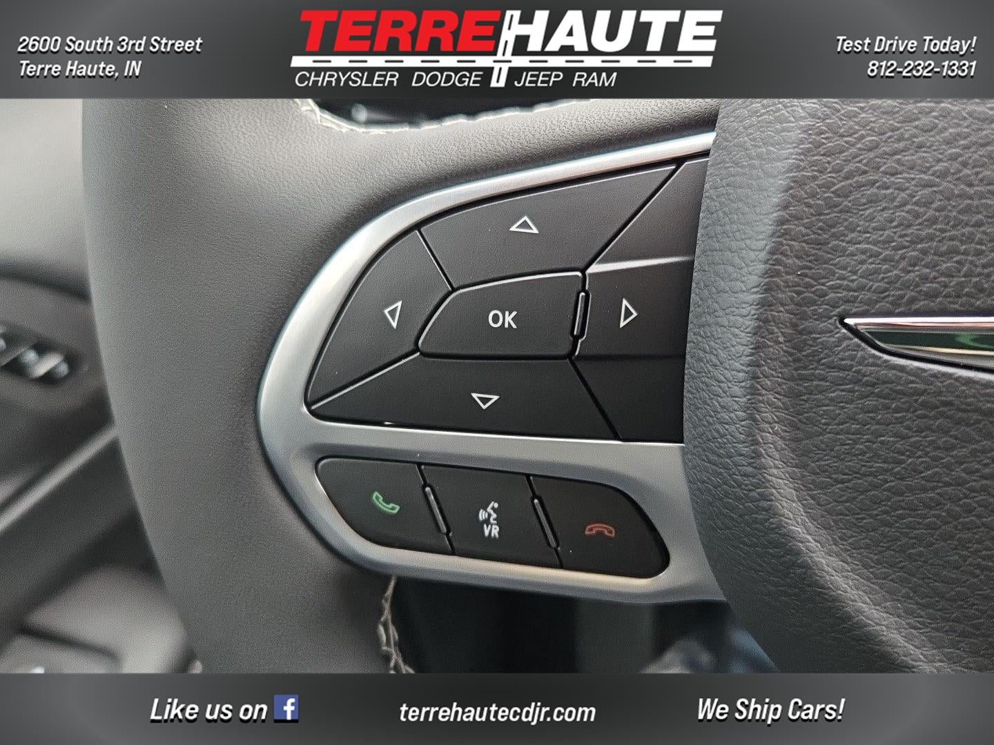 2026 Chrysler Pacifica Select