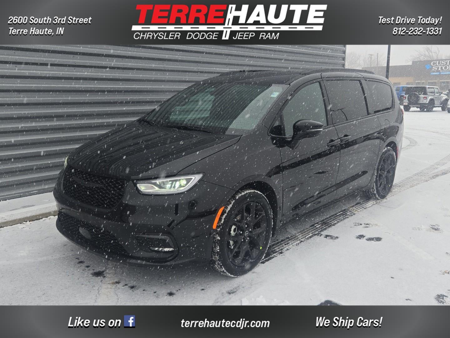 2026 Chrysler Pacifica Select