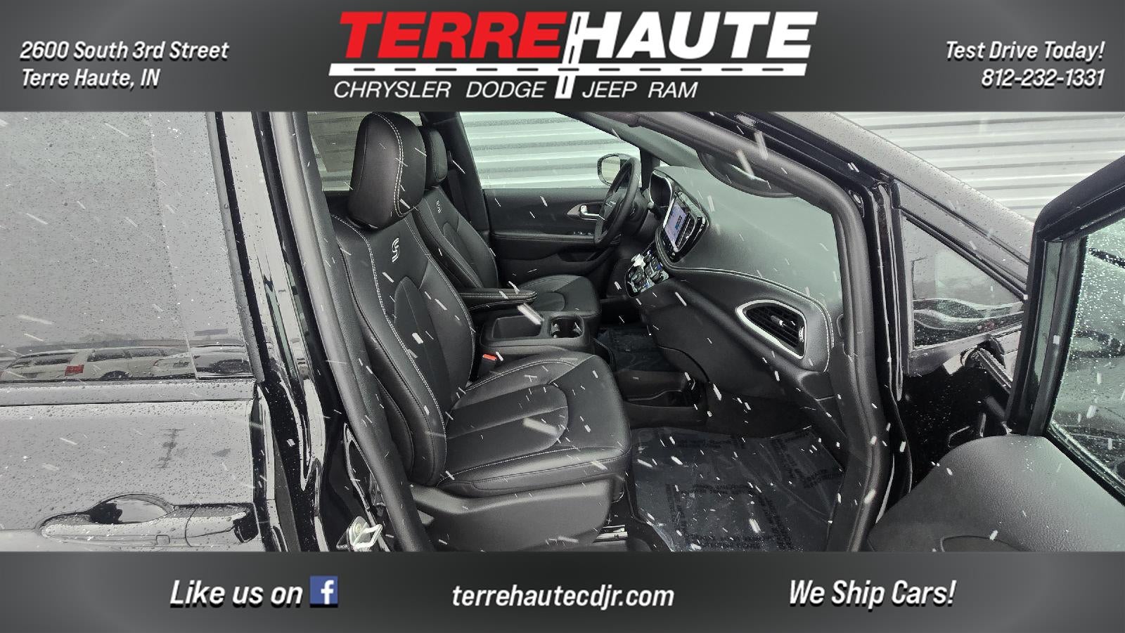 2026 Chrysler Pacifica Select