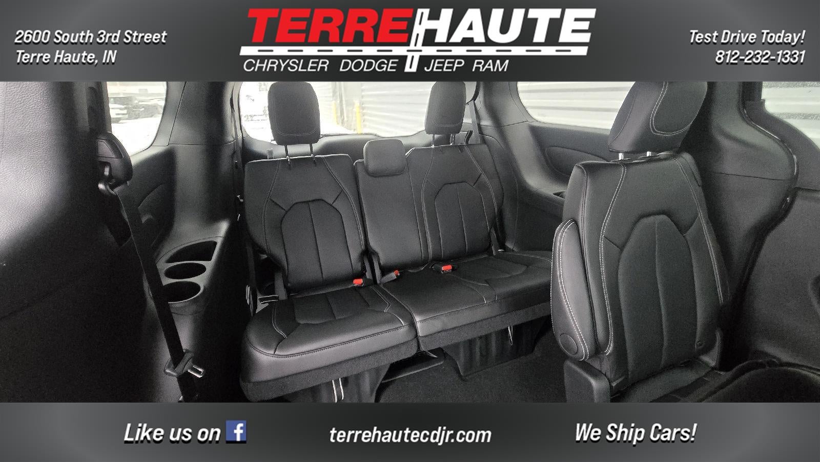 2026 Chrysler Pacifica Select