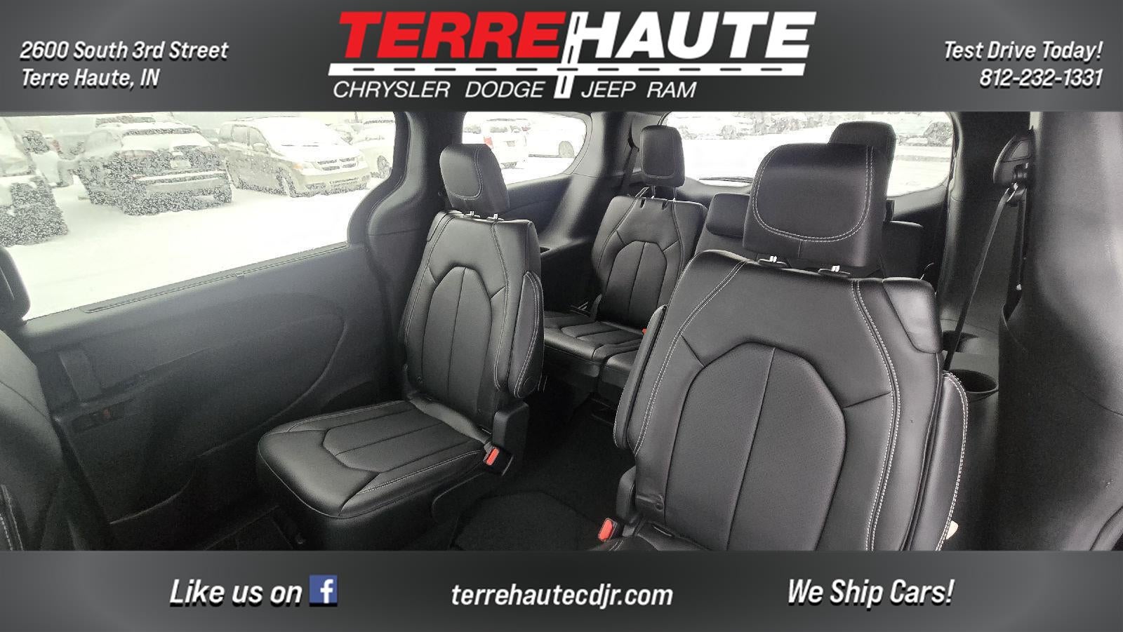 2026 Chrysler Pacifica Select