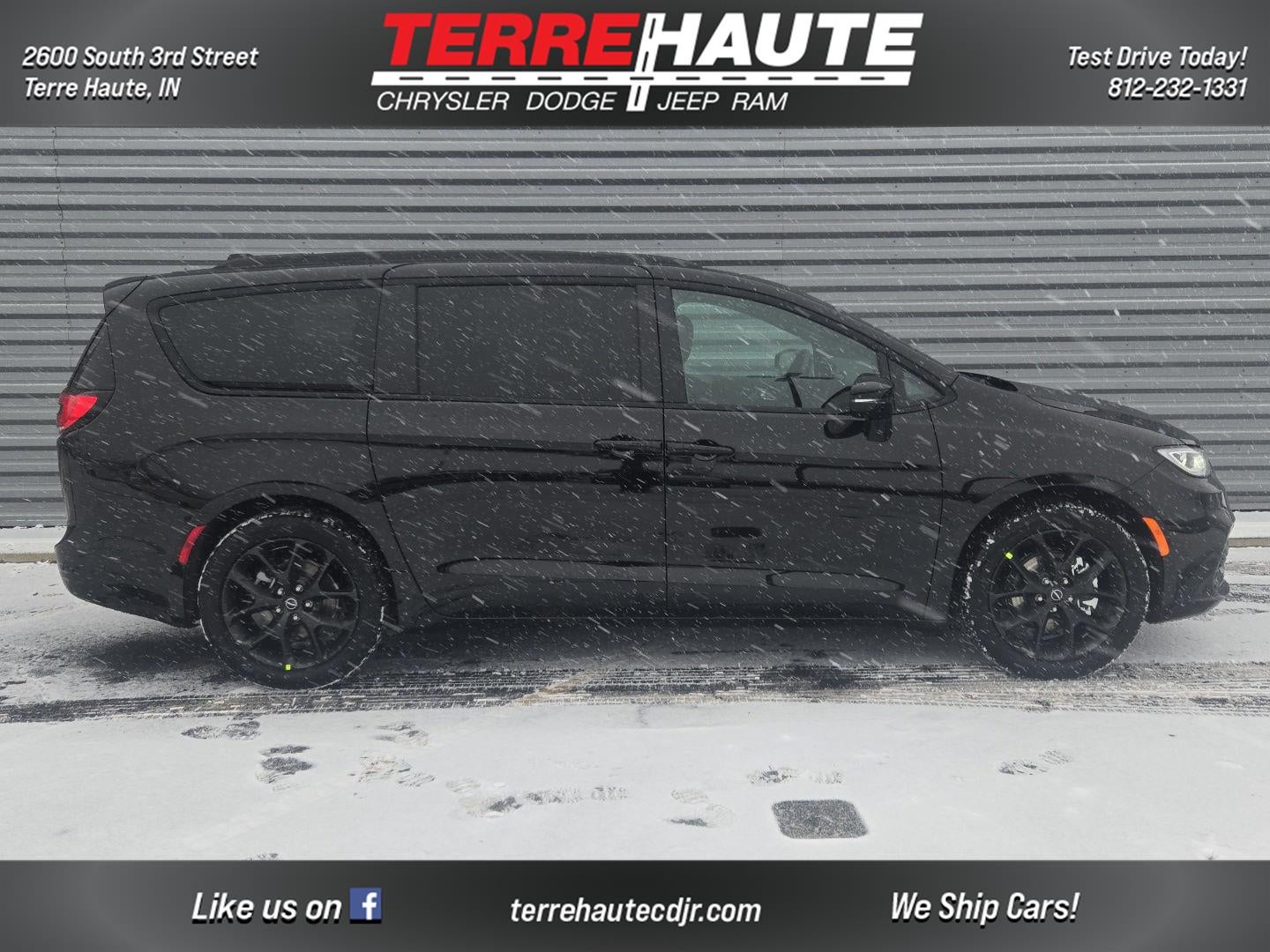 2026 Chrysler Pacifica Select