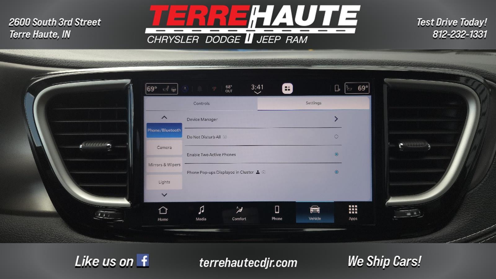 2026 Chrysler Pacifica Select