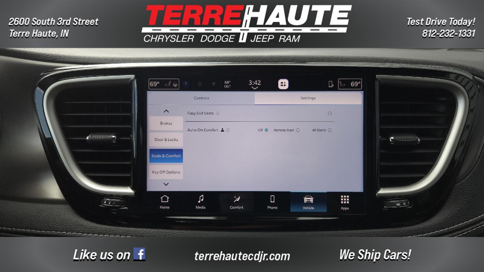 2026 Chrysler Pacifica Select