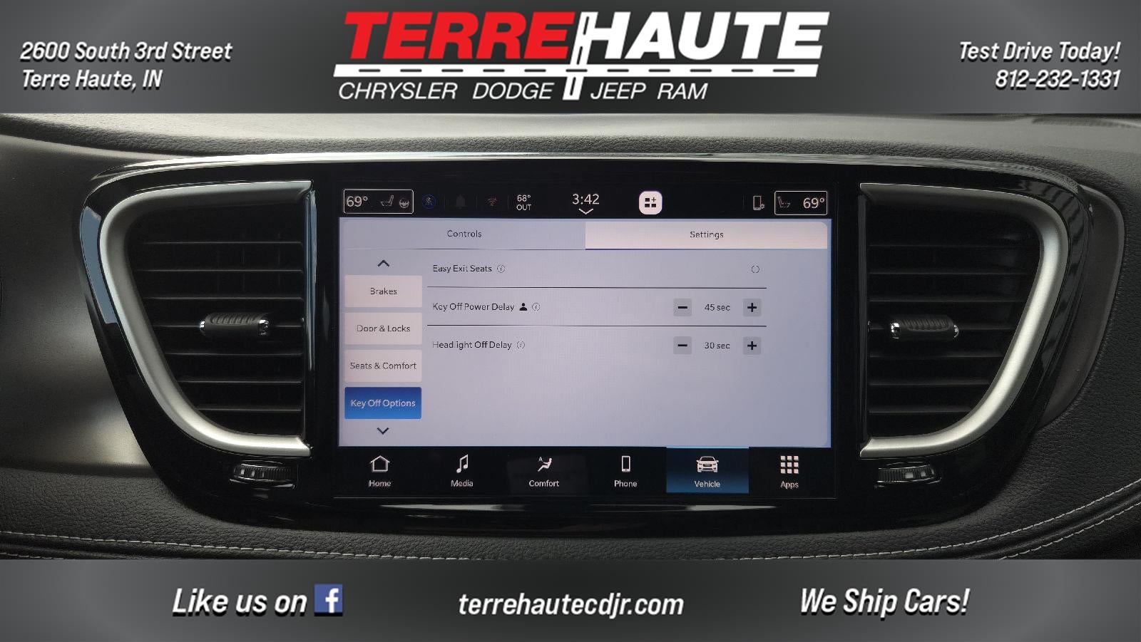 2026 Chrysler Pacifica Select