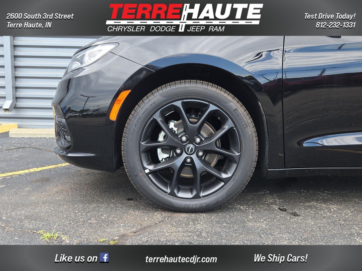 2026 Chrysler Pacifica Select