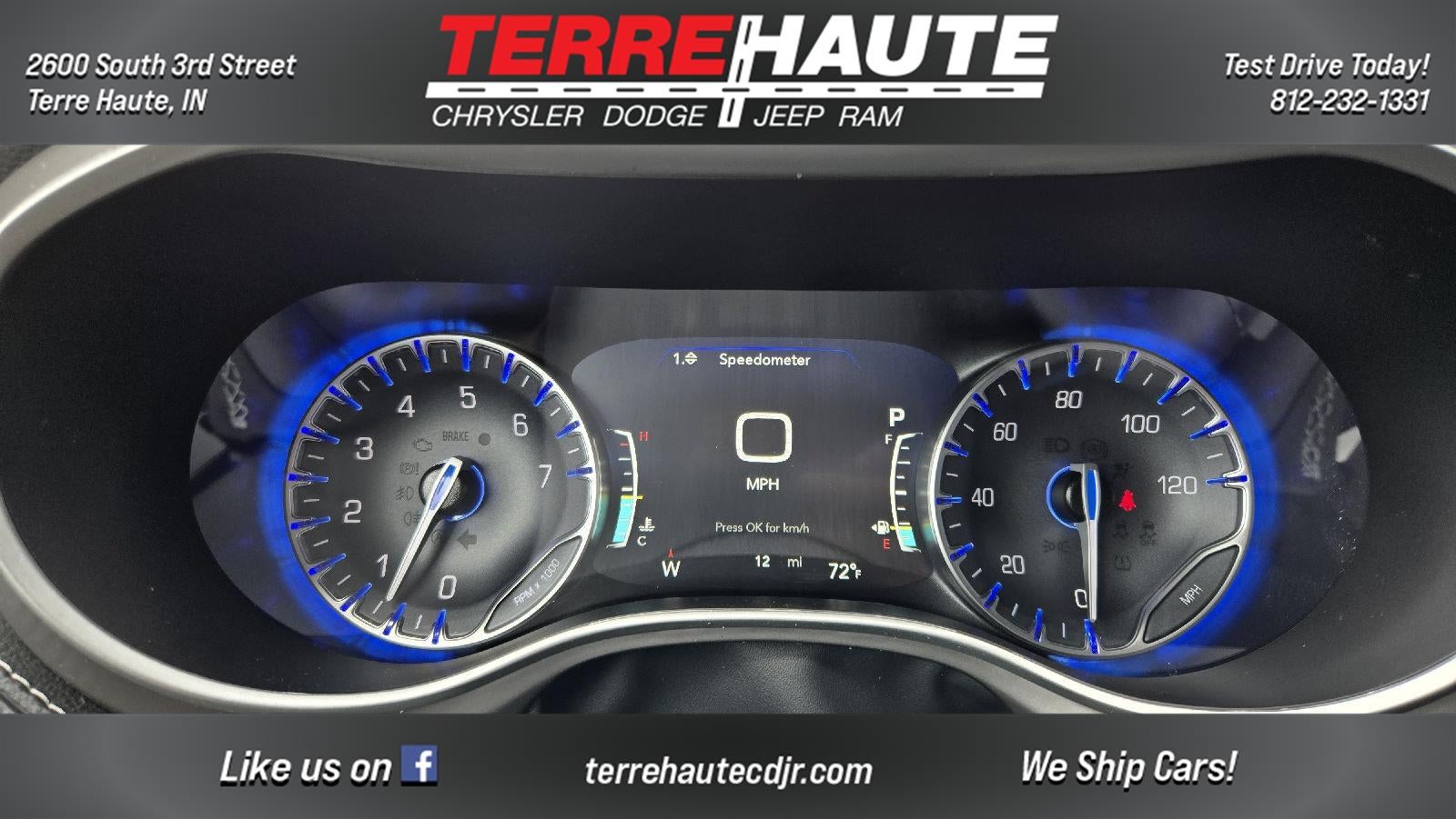 2027 Chrysler Pacifica Select