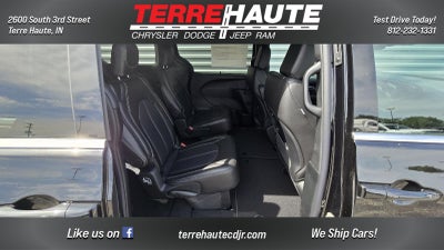 2027 Chrysler Pacifica Select