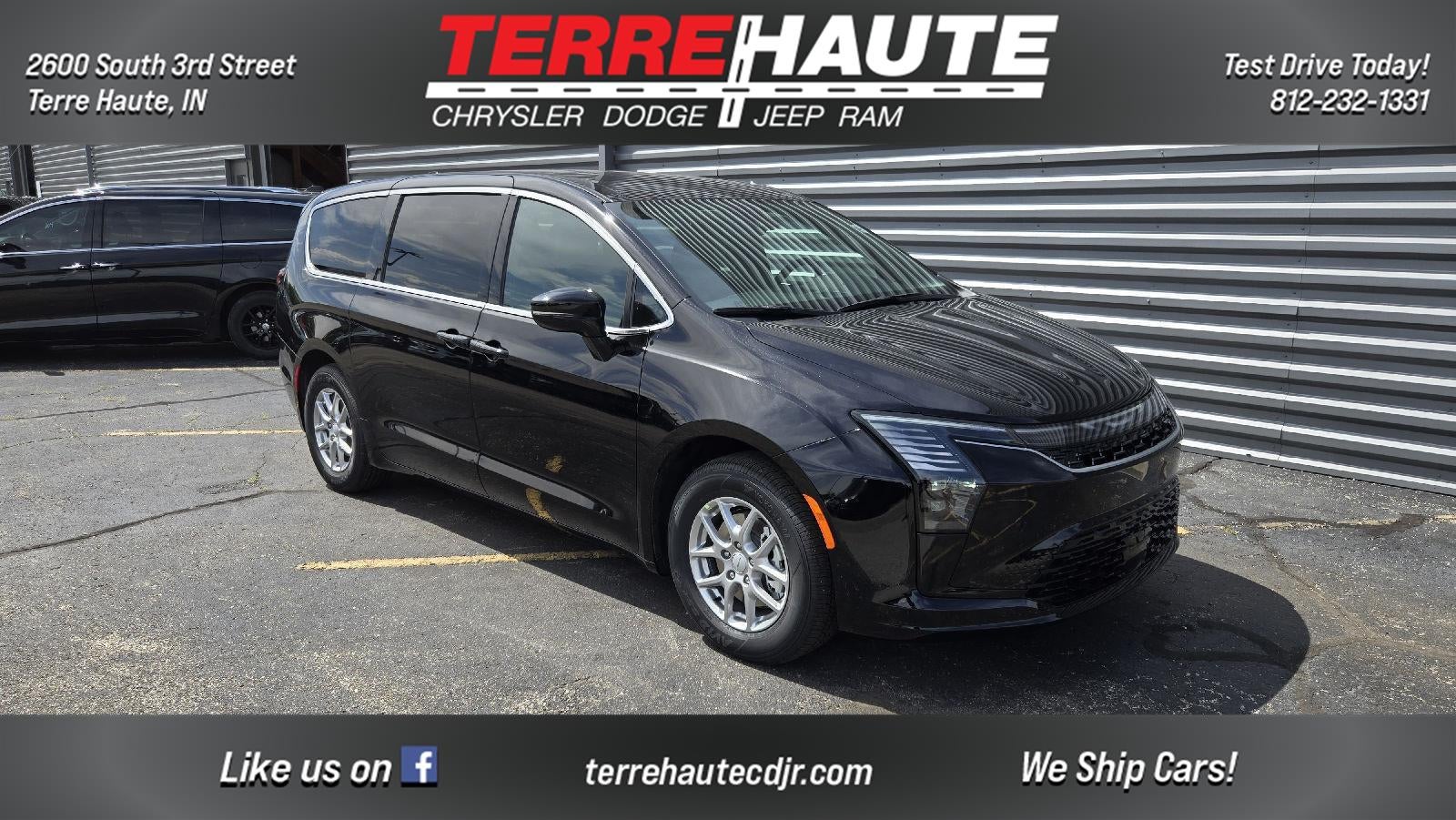 2027 Chrysler Pacifica Select