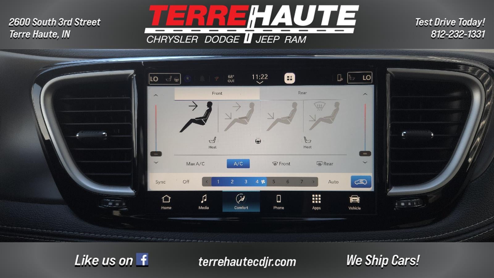 2027 Chrysler Pacifica Select