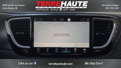 2027 Chrysler Pacifica Select