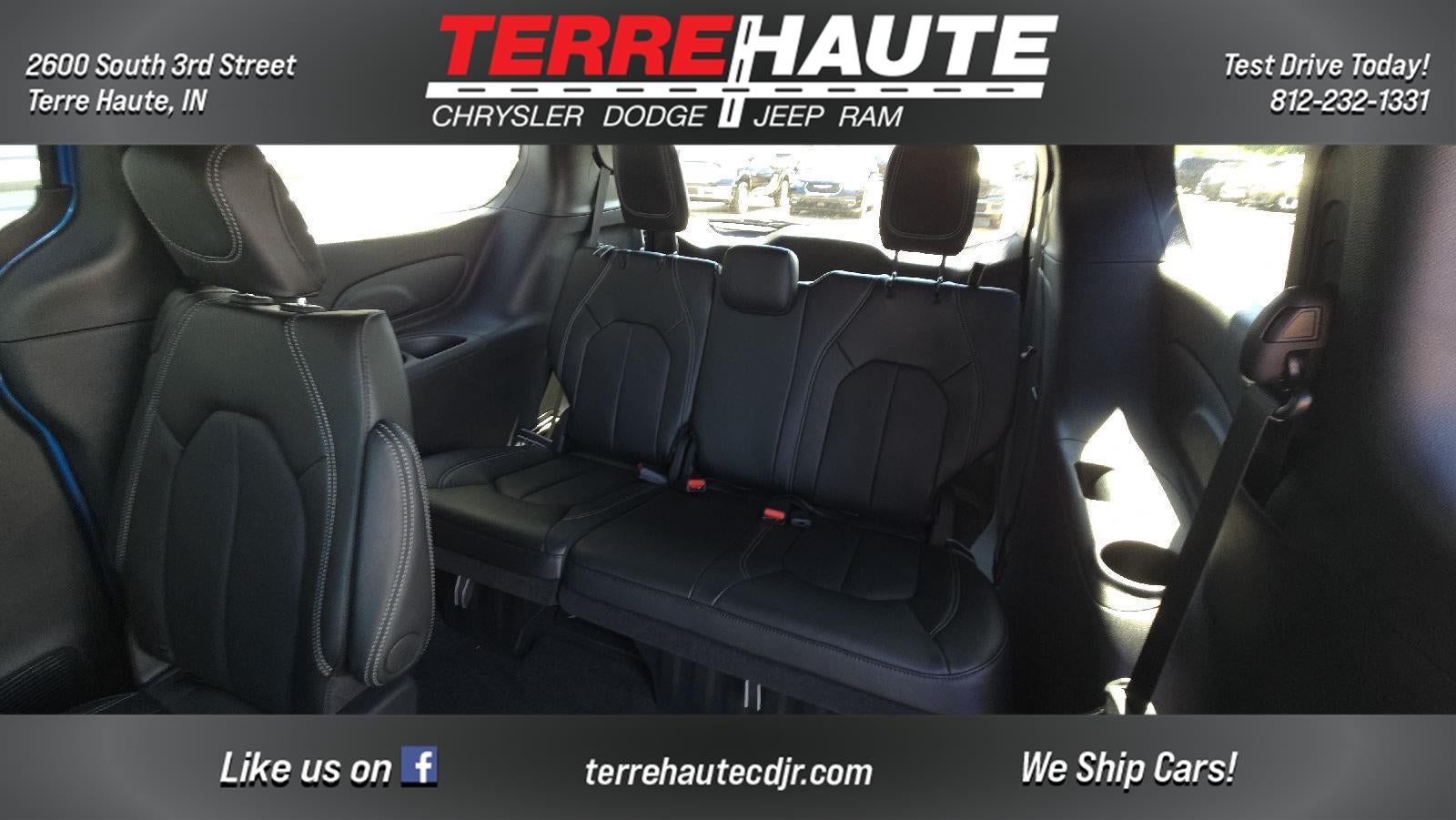2027 Chrysler Pacifica Select