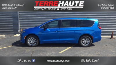 2027 Chrysler Pacifica Select