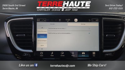 2027 Chrysler Pacifica Select