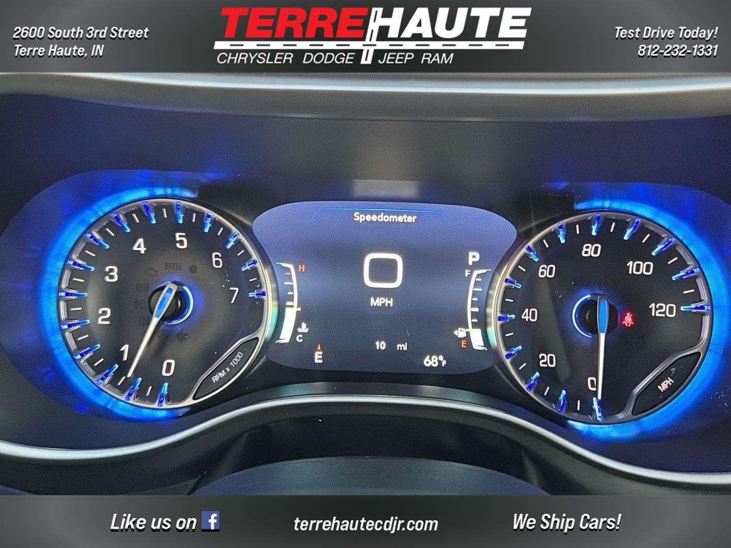 2026 Chrysler Pacifica Select