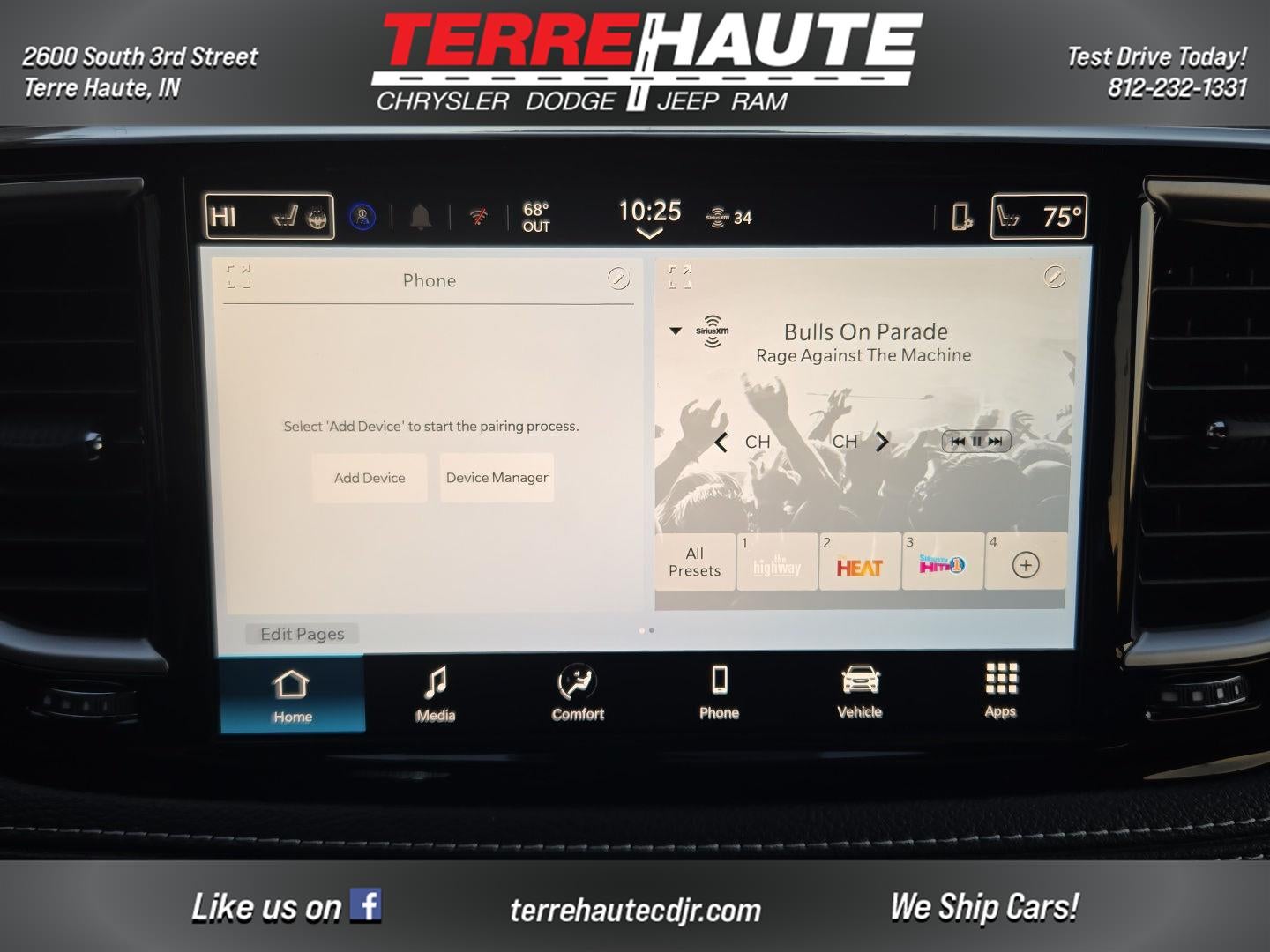 2026 Chrysler Pacifica Select