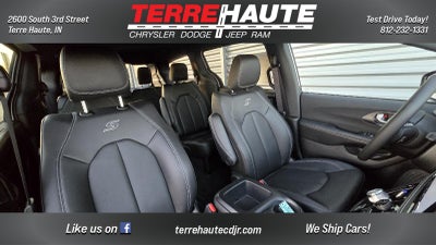 2026 Chrysler Pacifica Select