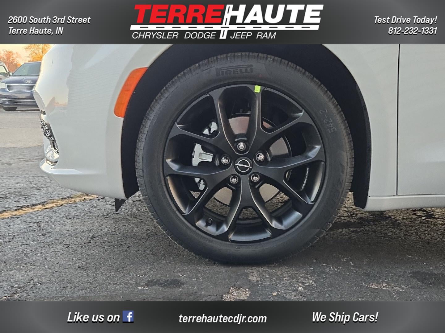 2026 Chrysler Pacifica Select