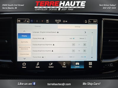 2026 Chrysler Pacifica Select