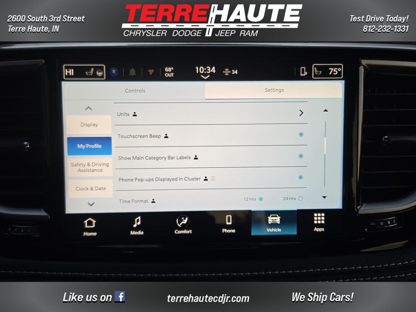 2026 Chrysler Pacifica Select