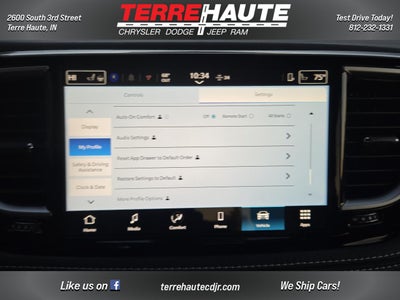 2026 Chrysler Pacifica Select