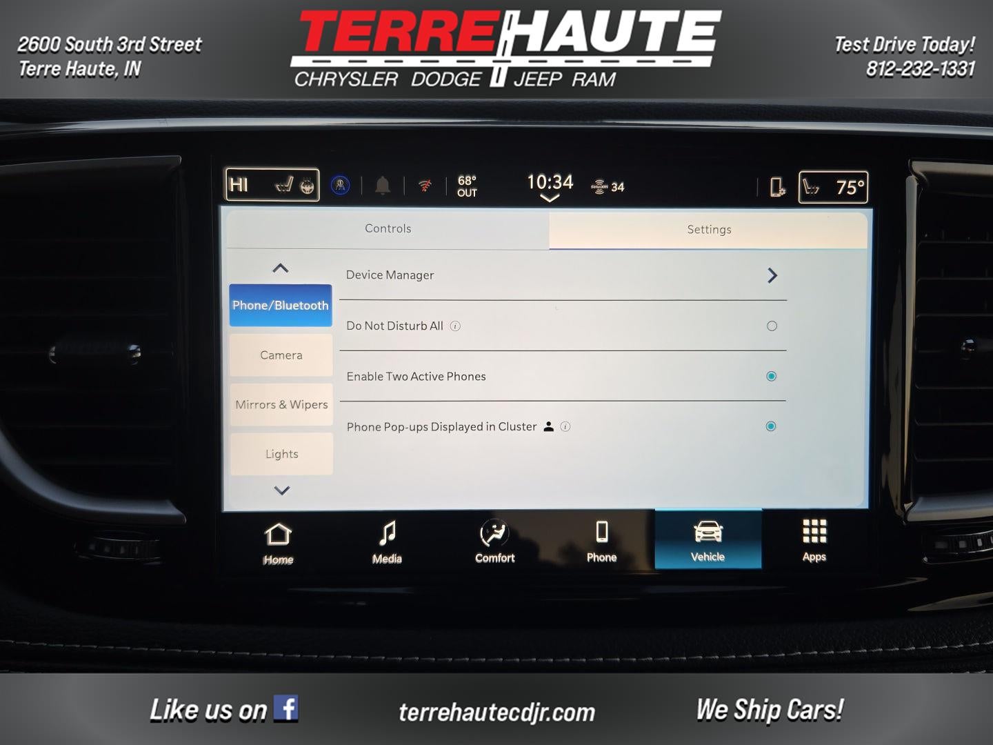 2026 Chrysler Pacifica Select