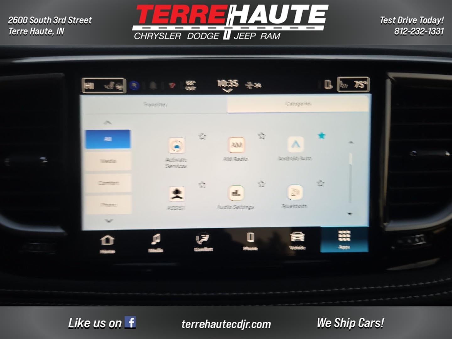 2026 Chrysler Pacifica Select