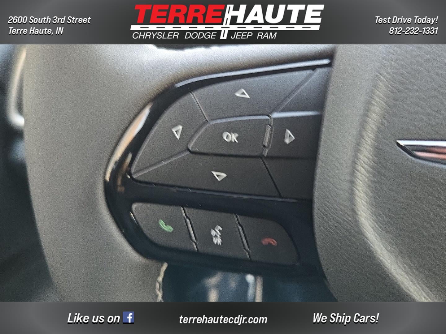 2026 Chrysler Pacifica Select