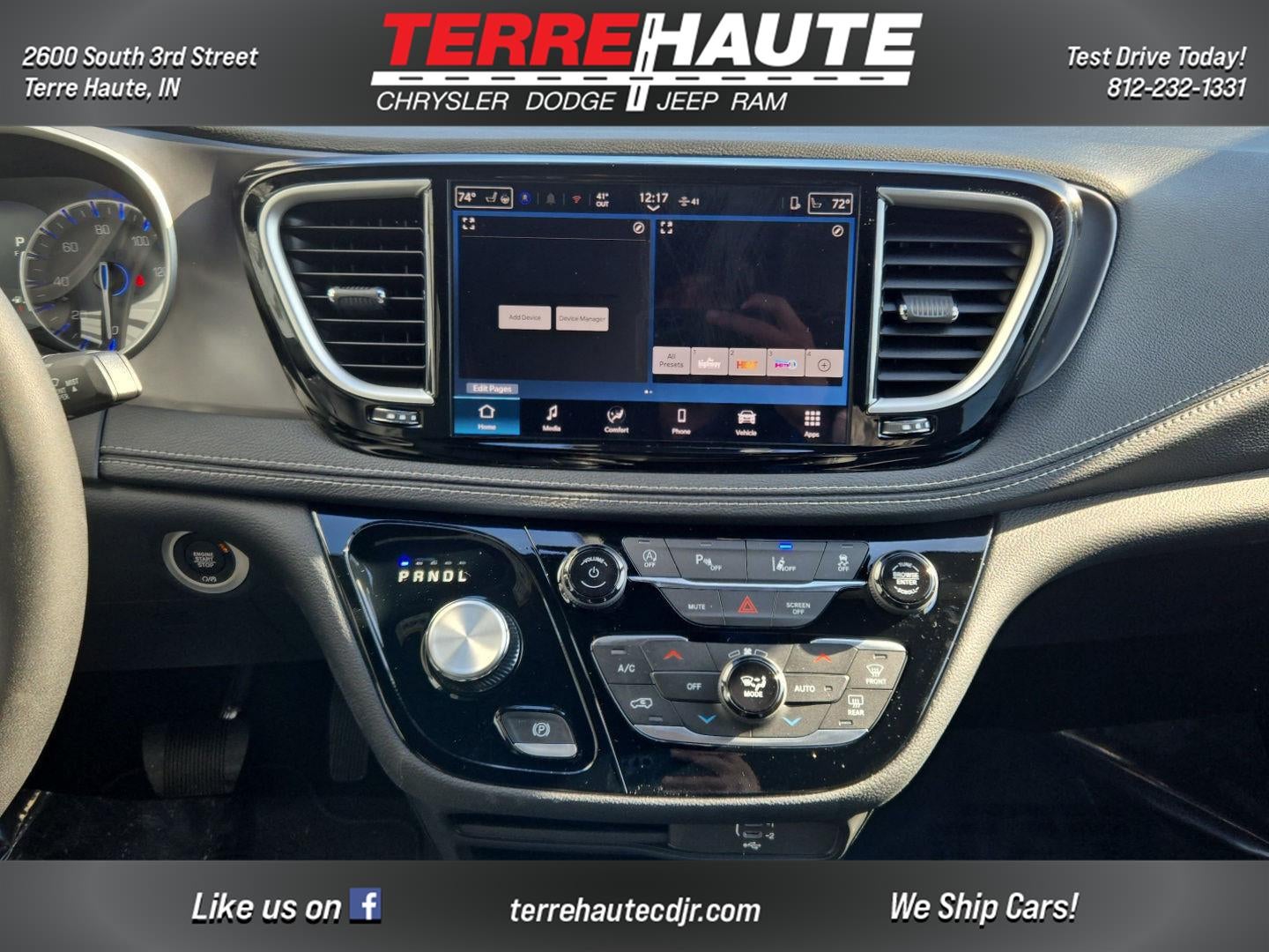 2026 Chrysler Pacifica Select