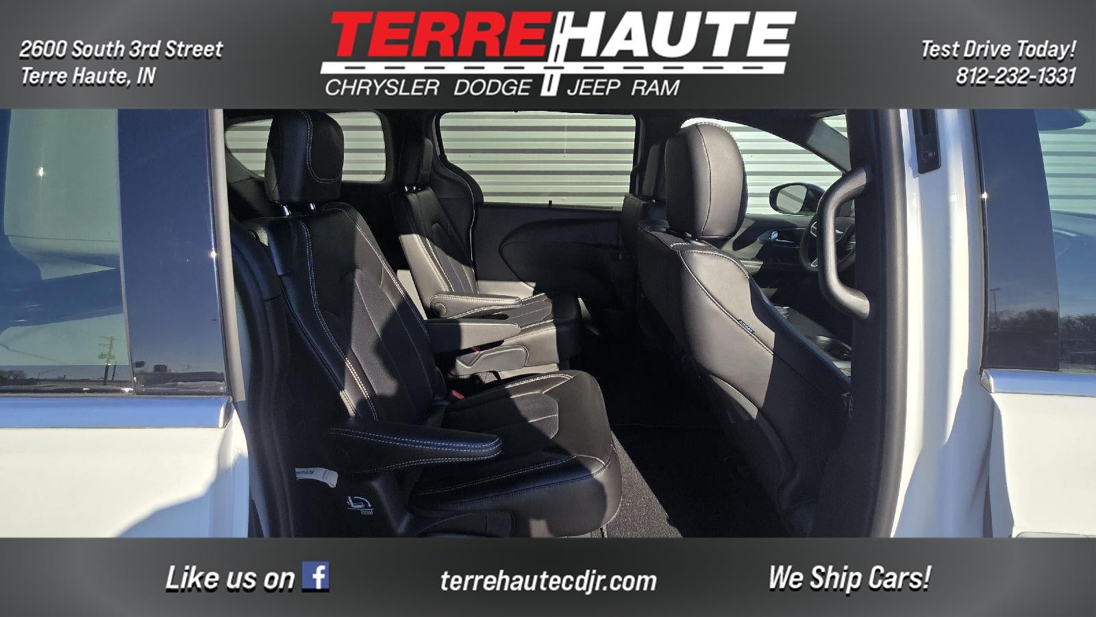 2026 Chrysler Pacifica Select