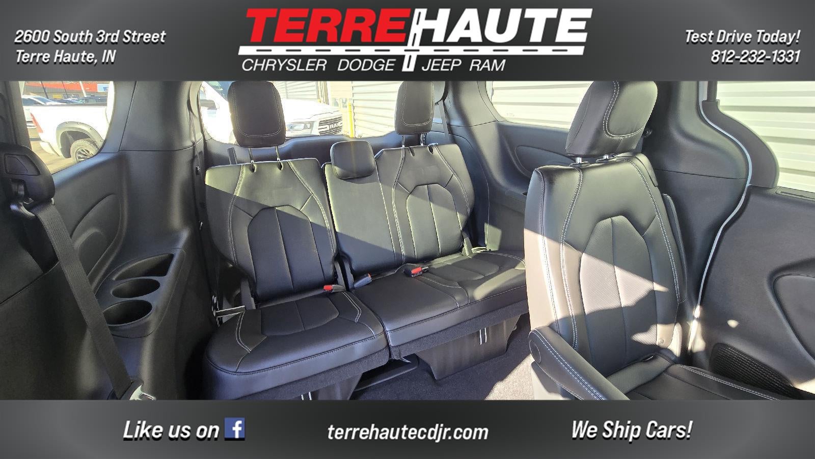 2026 Chrysler Pacifica Select