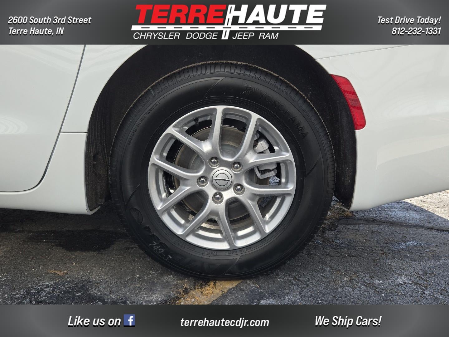 2026 Chrysler Pacifica Select