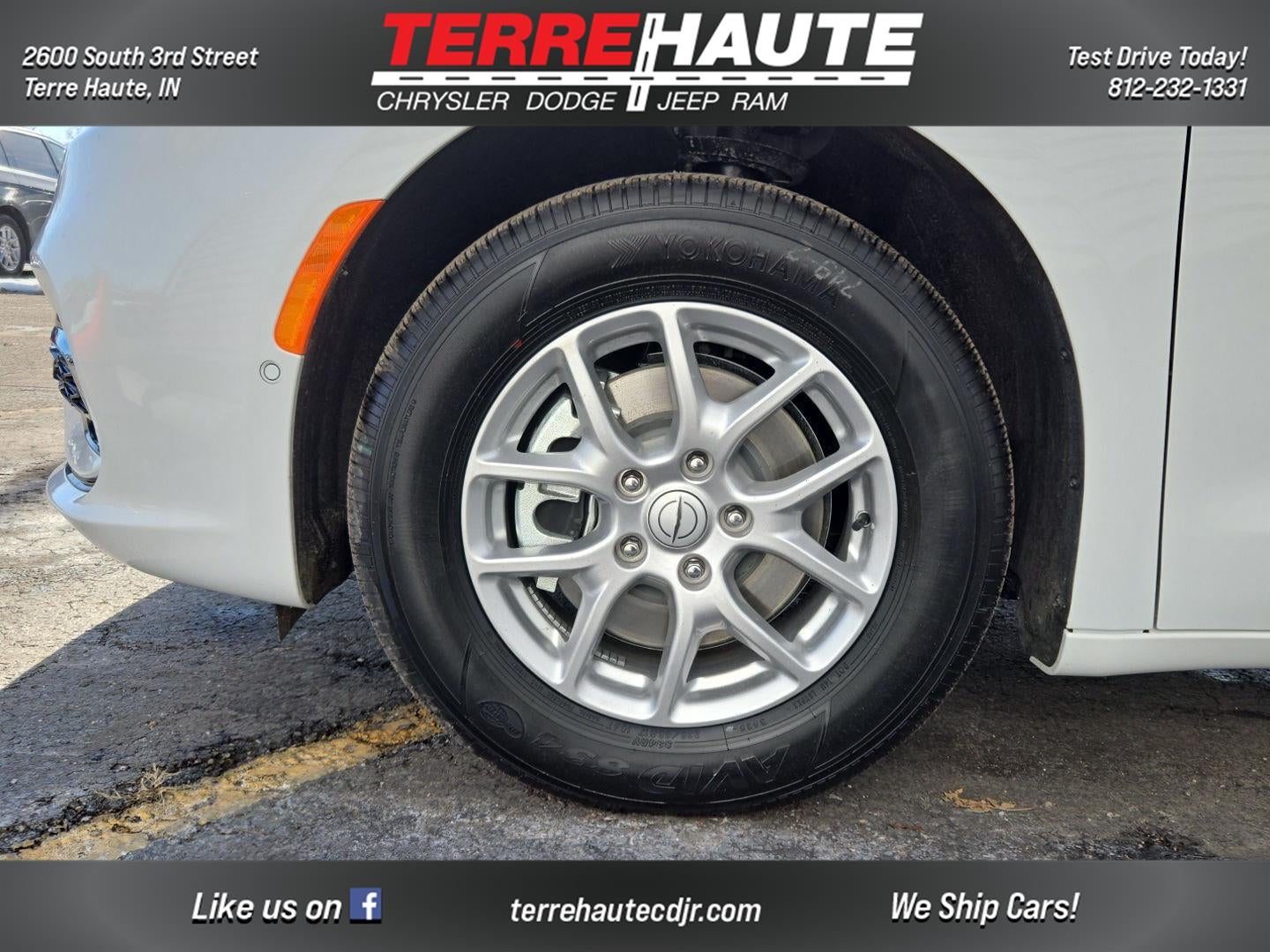 2026 Chrysler Pacifica Select