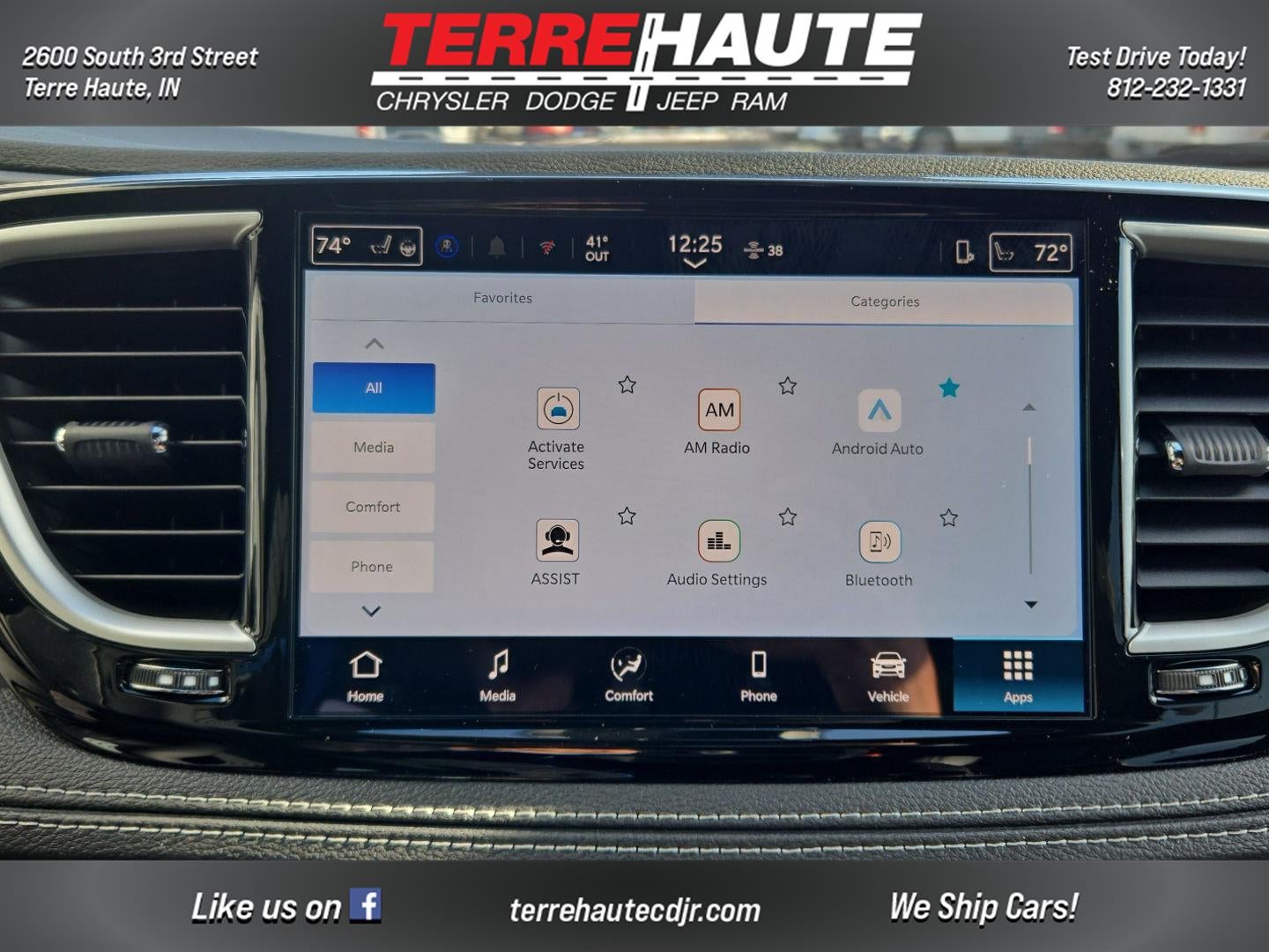 2026 Chrysler Pacifica Select