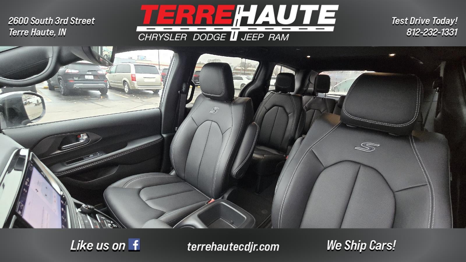 2026 Chrysler Pacifica Select