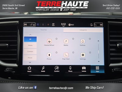 2026 Chrysler Pacifica Select