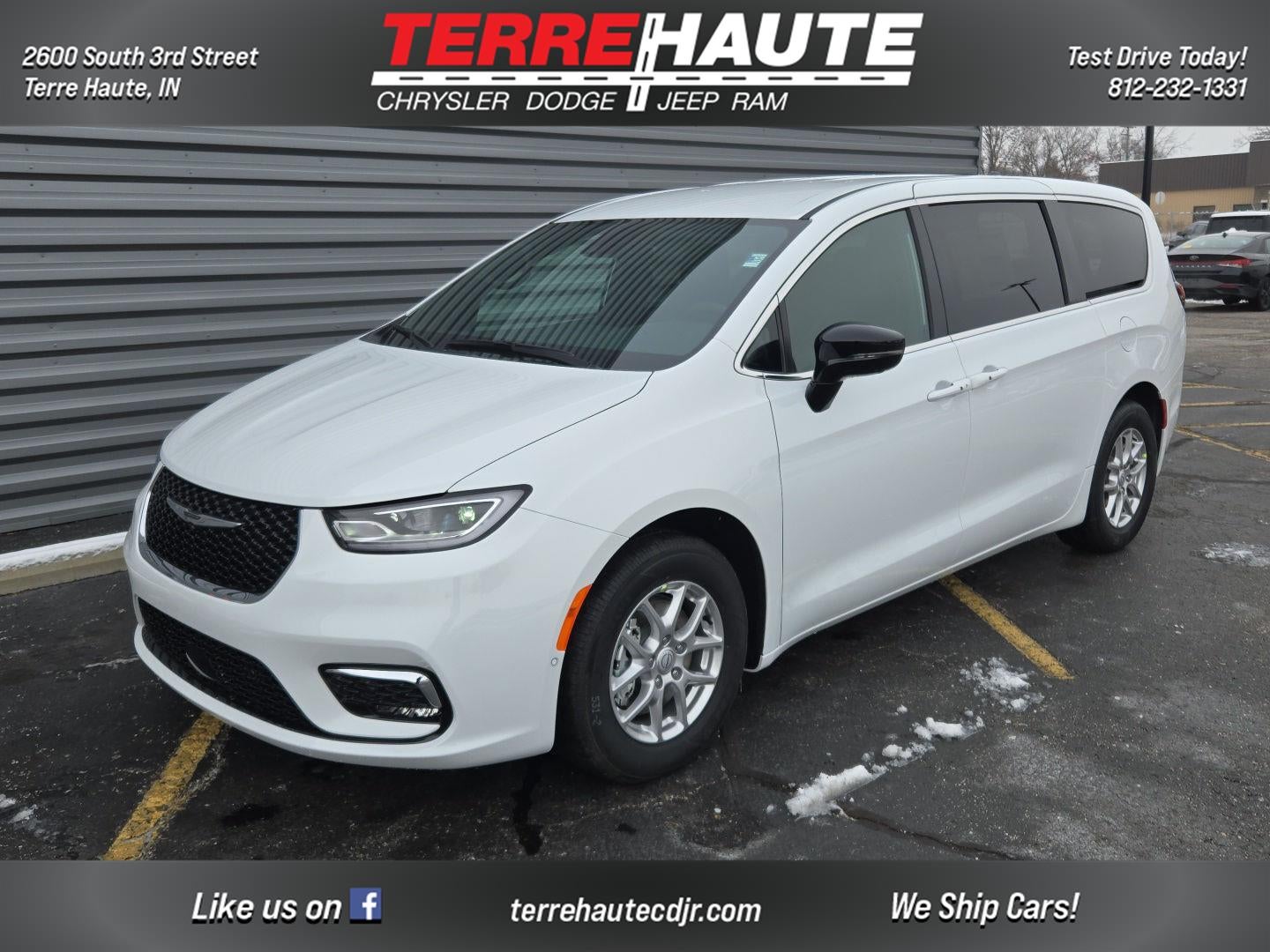 2026 Chrysler Pacifica Select