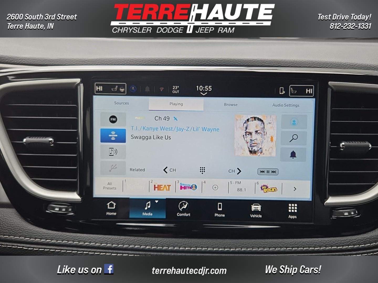 2026 Chrysler Pacifica Select