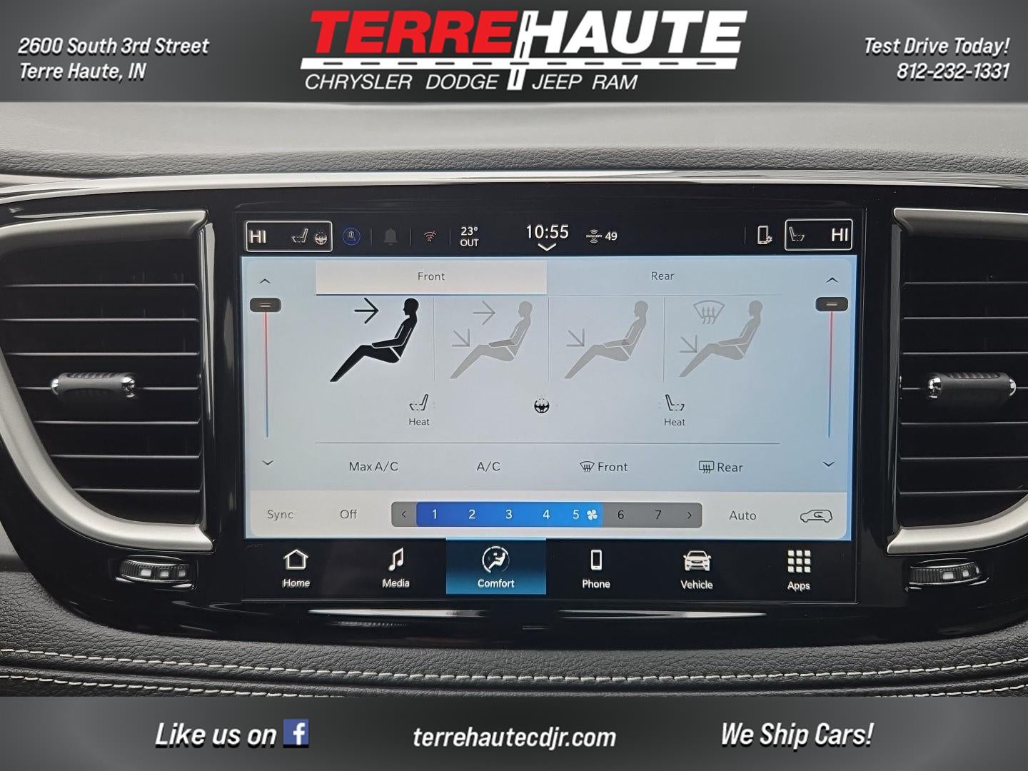 2026 Chrysler Pacifica Select