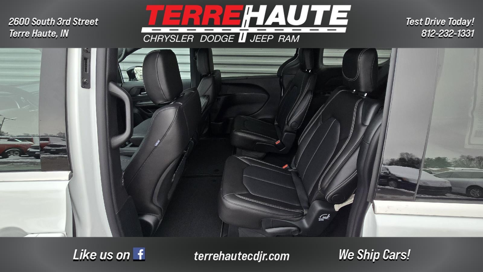 2026 Chrysler Pacifica Select