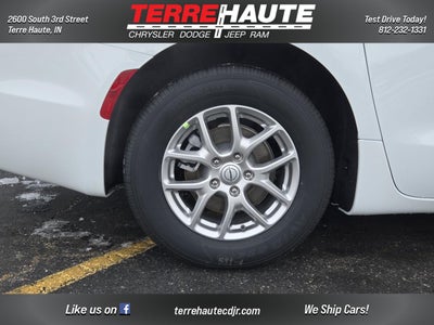 2026 Chrysler Pacifica Select