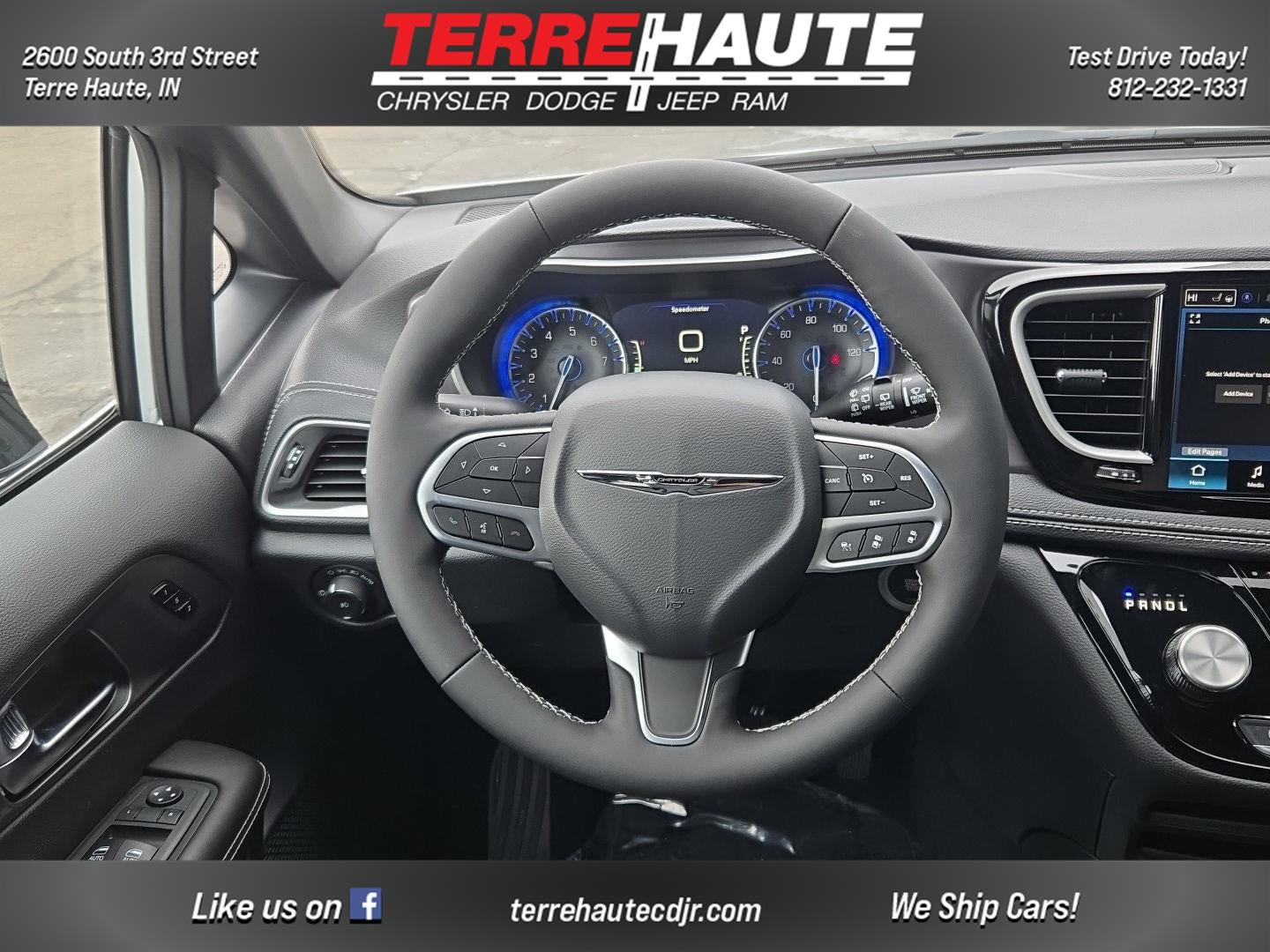 2026 Chrysler Pacifica Select