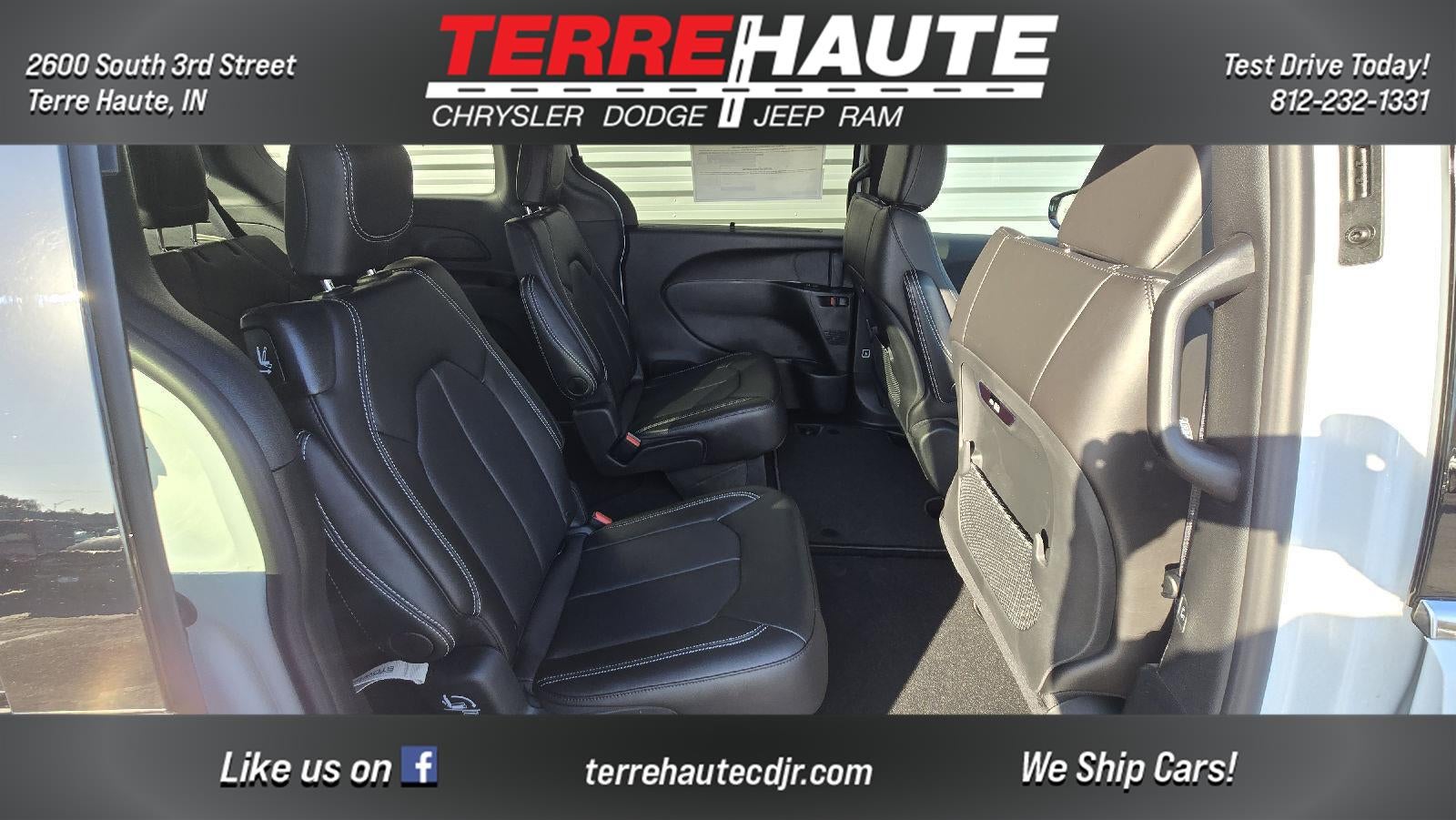 2026 Chrysler Pacifica Select