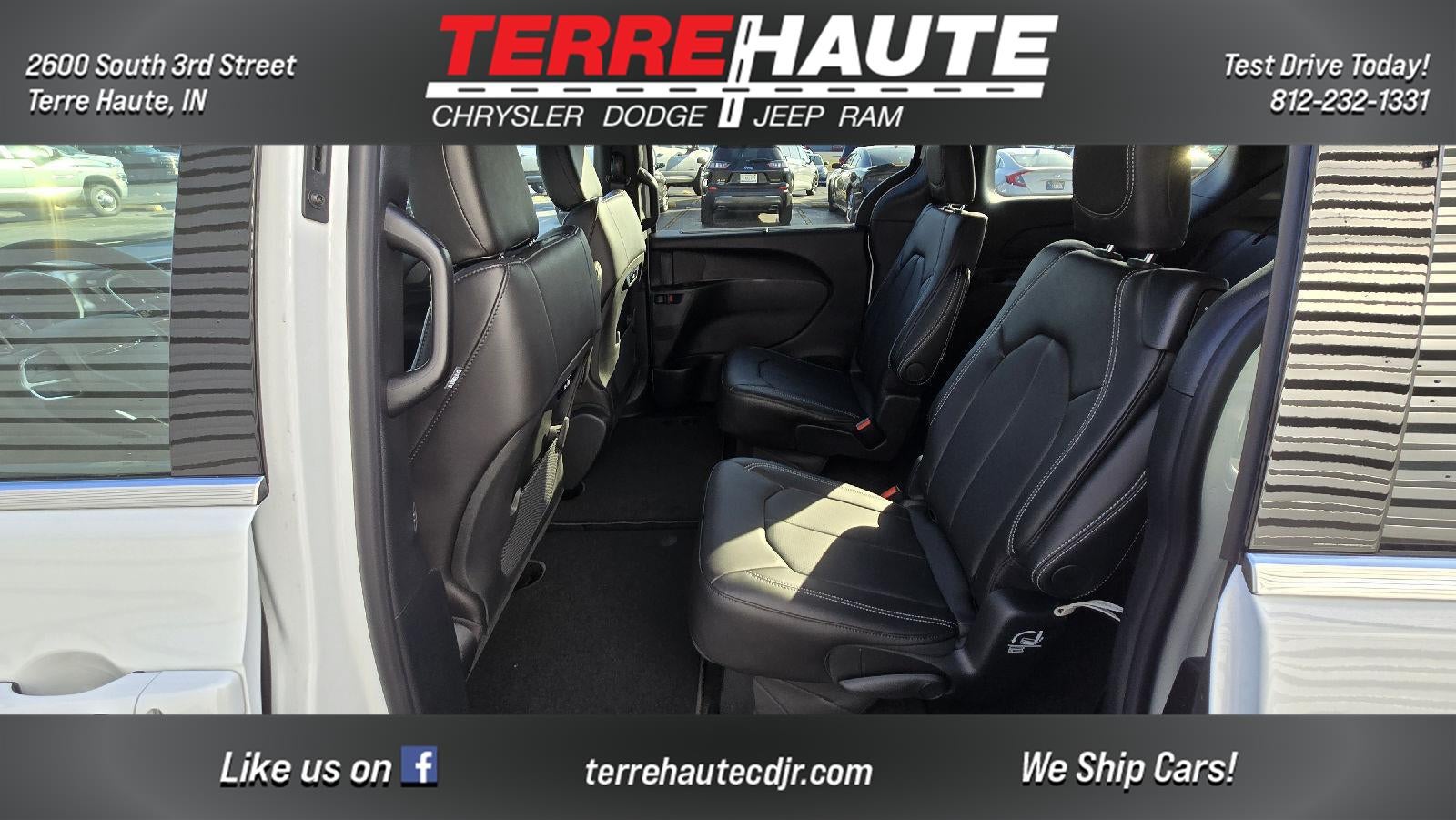 2026 Chrysler Pacifica Select