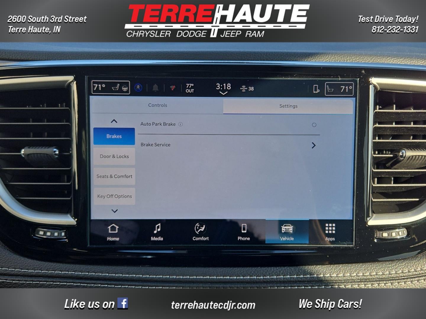 2026 Chrysler Pacifica Select