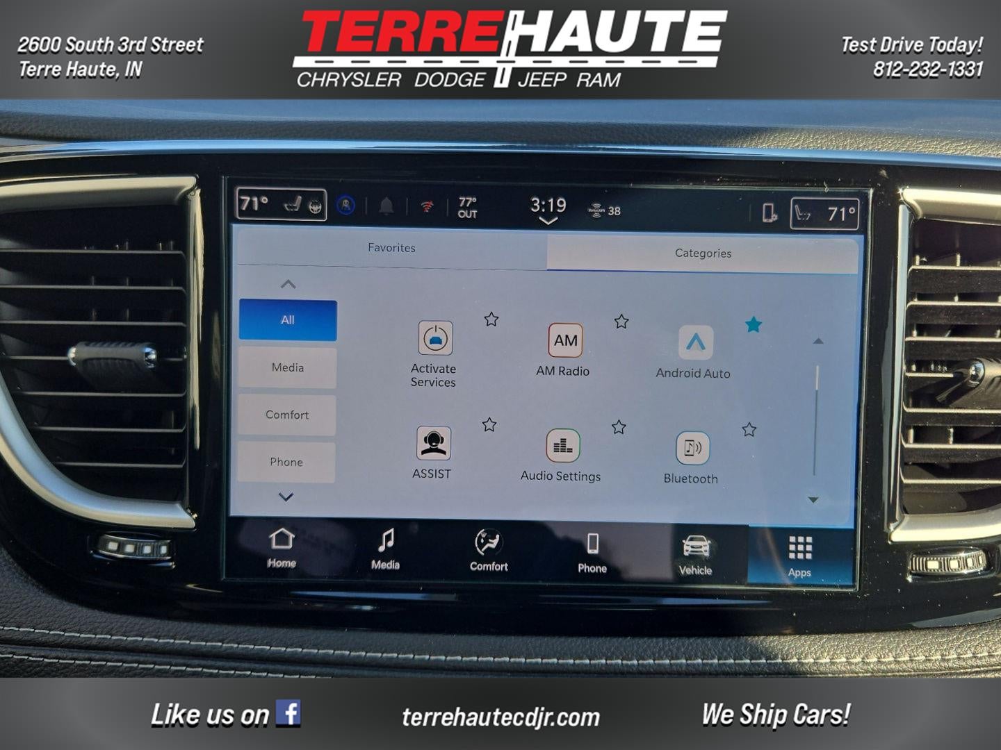 2026 Chrysler Pacifica Select